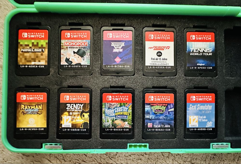 Nintendo Switch Hac-001 пълен комплект