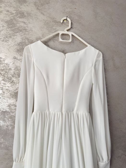 Rochie de mireasa nouă