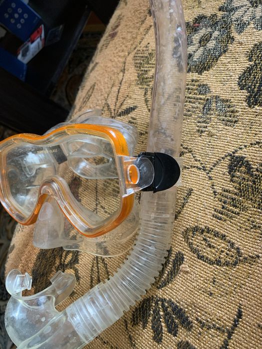 Маска для плавания с трубкой