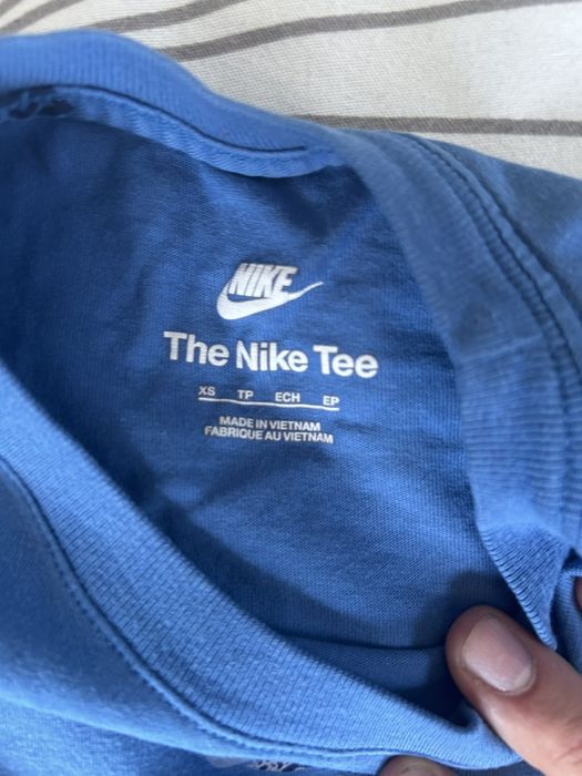 Продавам Тениска на Nike
