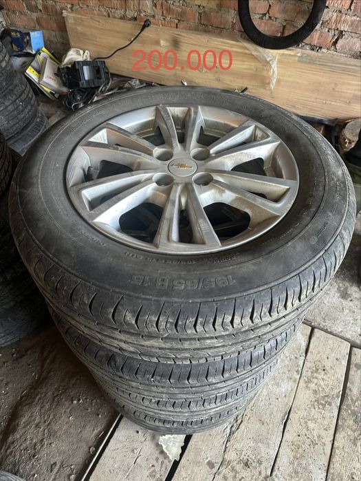 Кобальт диски с шинами.