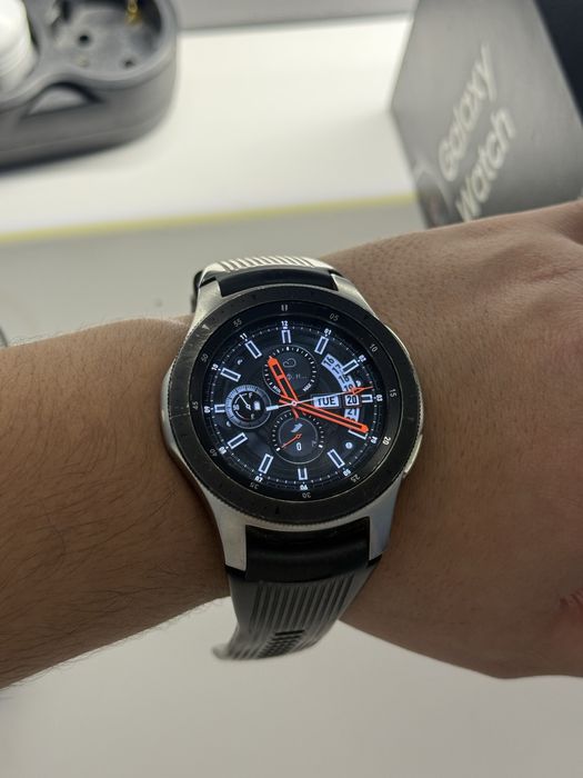 Смарт часы Galaxy watch