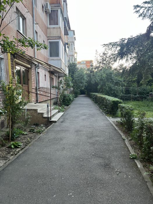 Proprietar,  închirierez apartament cu 2 camere în Complexul Studențesc