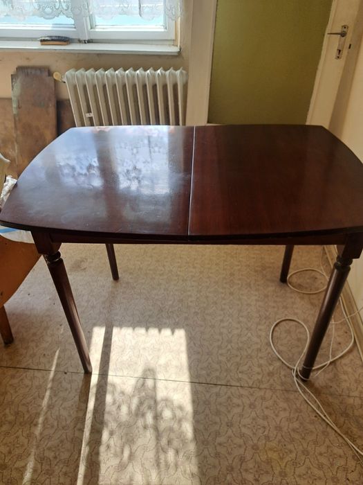 Superbă masă dining vintage din lemn ,extensibilă,  stil clasic