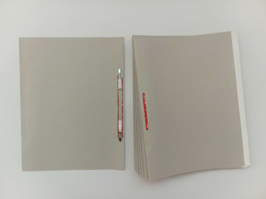 Папки за документи, канцеларски материали