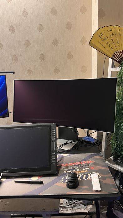 Samsung Qd-Oled g8 34 inch