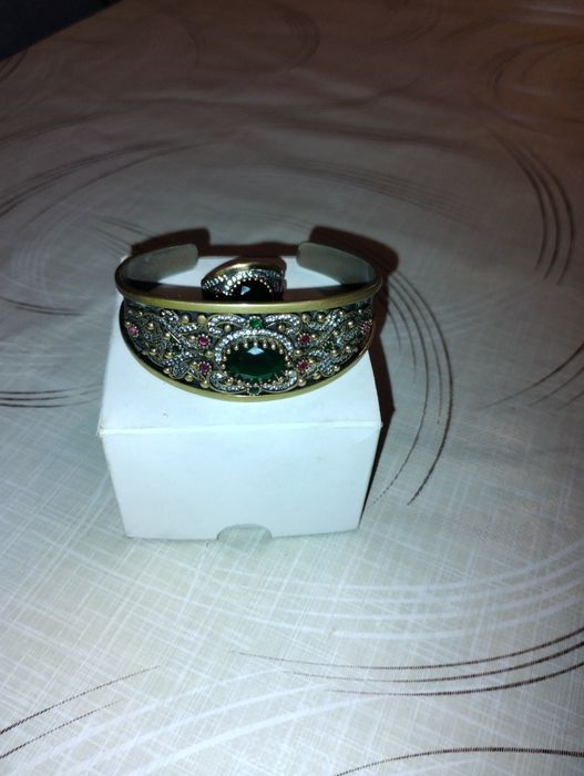 Браслет Хюррем изумруд  жузигимен 53000