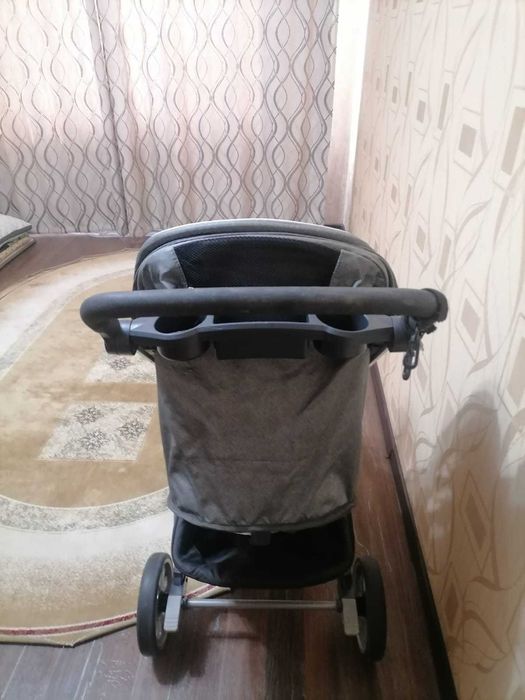 Коляска детская прогулочная