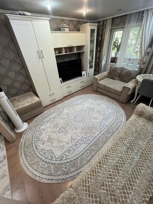 Продам 3к квартиру в кирпичном доме 2/4