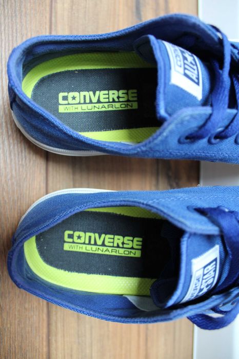 Converse marimea 40