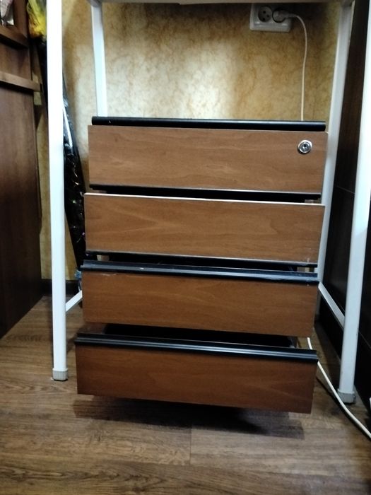 Мебель б/у. Самовывоз. Находиться в Каскелене