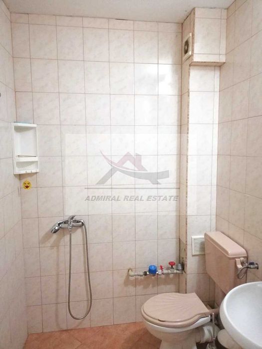 Дава се под наем Двустаен апартамент в Варна, Окръжна болница - 60 кв.м за 486 € - Снимка #3