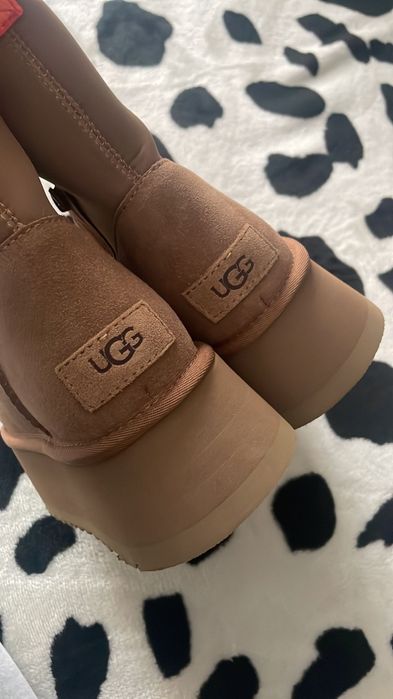 UGG Dipper. Noi! Originale . Mărimea 39