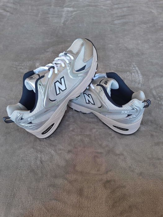 New Balance 530 Silver | White