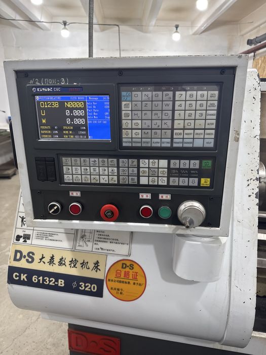 Станок токарный ЧПУ