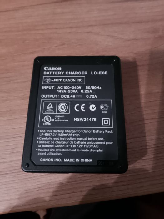 Canon LC-E8E - incarcator original pentru LP-E8