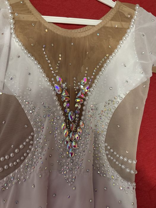 Трико за художествена гимнастика 10-11 год.