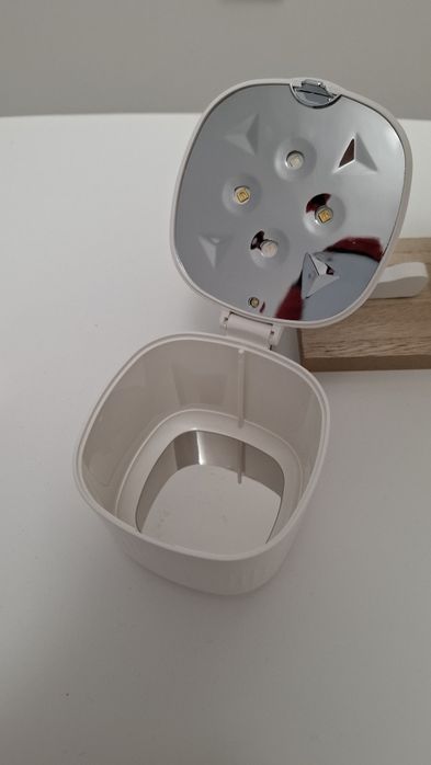 Sterilizator UV portabil Easycare Baby Mini Sterilizer UV, model TB2121