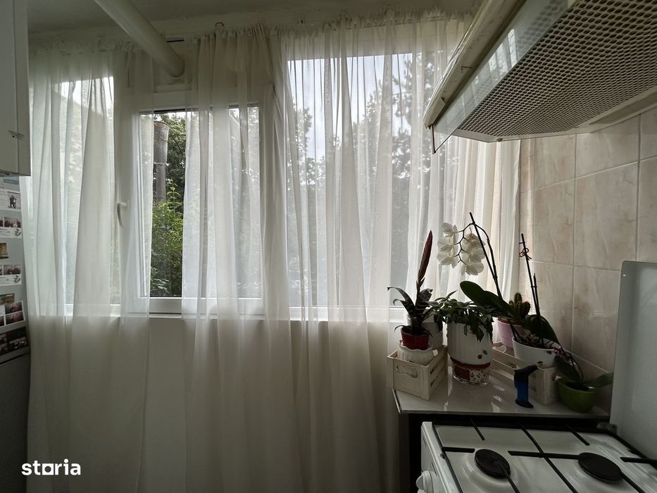 Apartament 3 camere, confort 1 decomandat, Eremia Grigorescu.