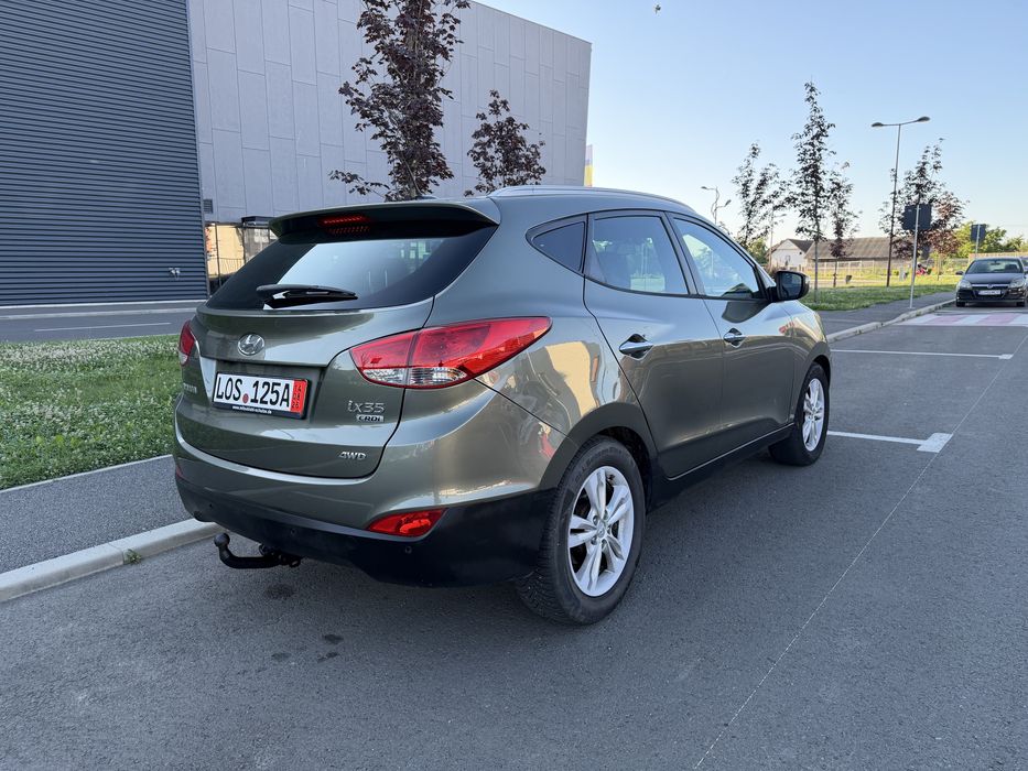 Hyundai ix35 AUTOMAT,4x4, 2.0 diesel 184 cp,are carte RAR