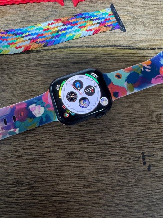Ceas smartwatch apple