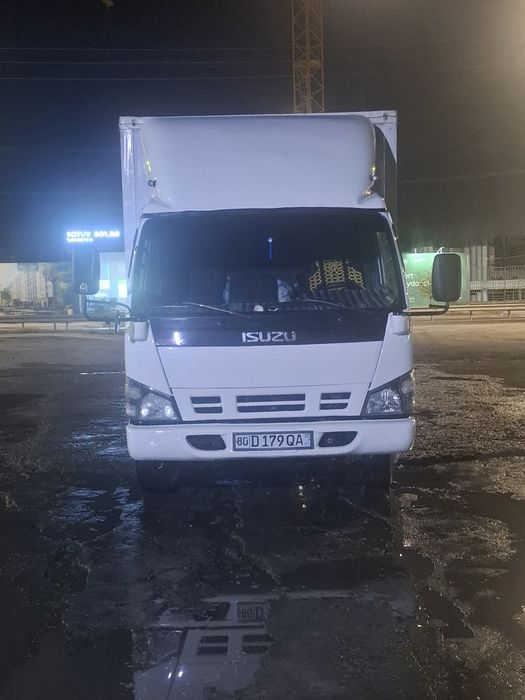 Isuzu sotiladi holati alo ishlab turgan moshina yigʻilgan yili 2008