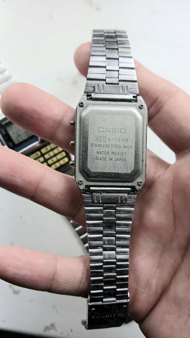 Продам casio часы редкие 2 модели