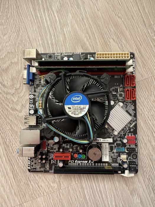 Маткринская плата Biostar H61MGV3/i3-3220/8 ГБ DDR3