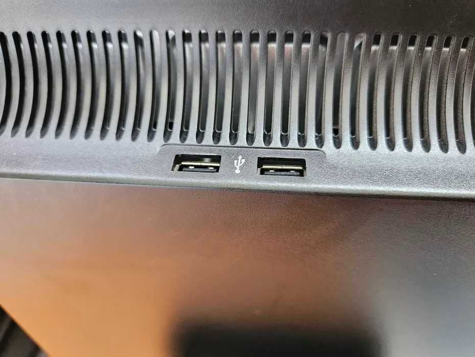 Монитор 22 инча (HP LA2205)