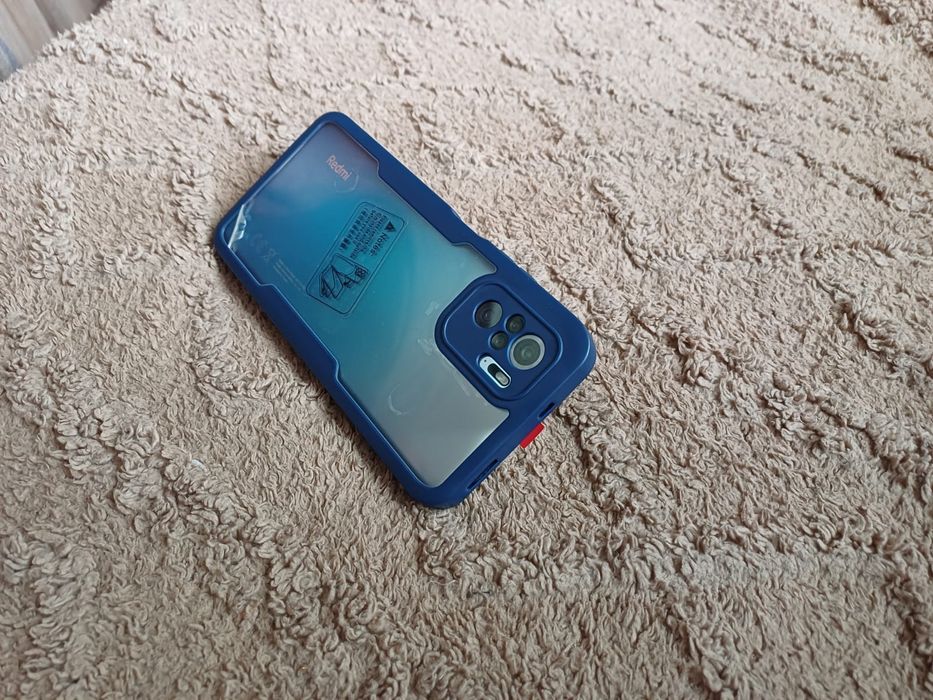 Продам двойной чехол на  телефон редми нот 10s