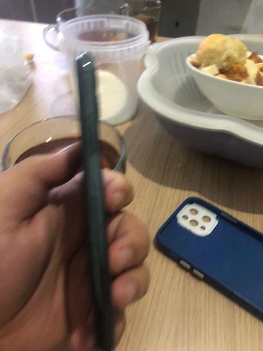 Iphone 11 pro 64gb фэйс не работает,трутон есть.