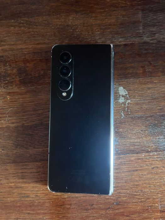 Samsung z fold 4