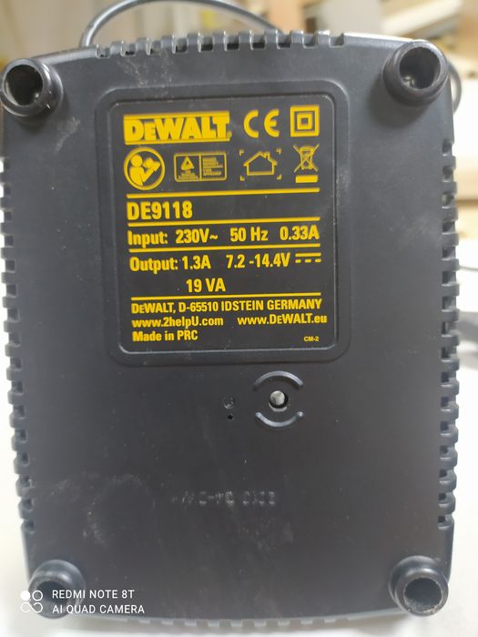 Зарядное устройство "DeWalt"