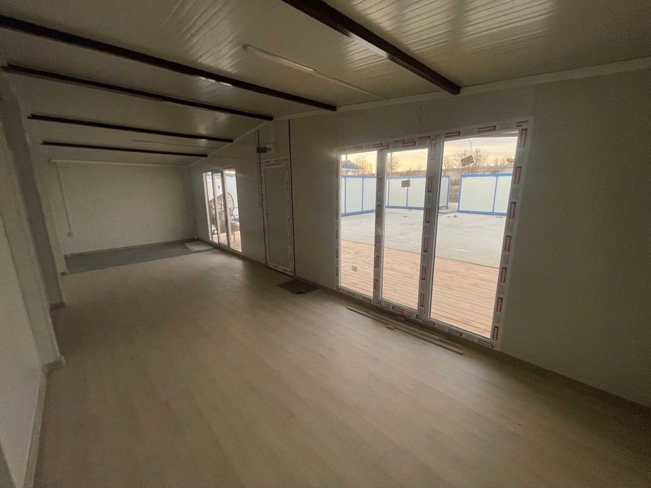 Жилищен контейнер 900/900 см. с двускатен покрив