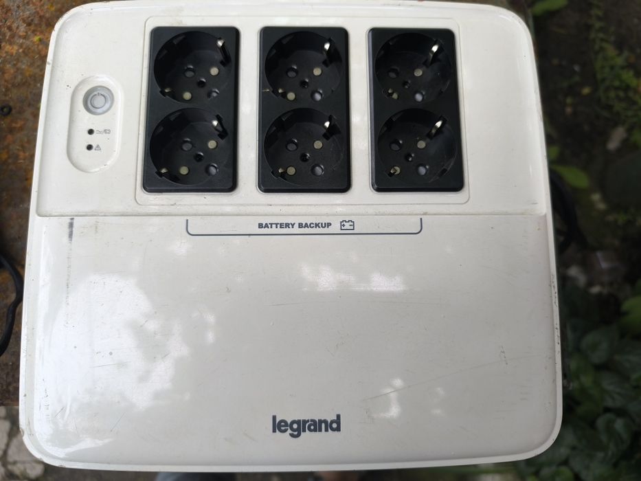 Ups 480 watt funcțional