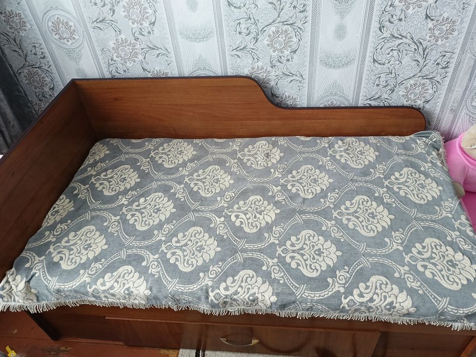 Срочно продам диванчик!!!