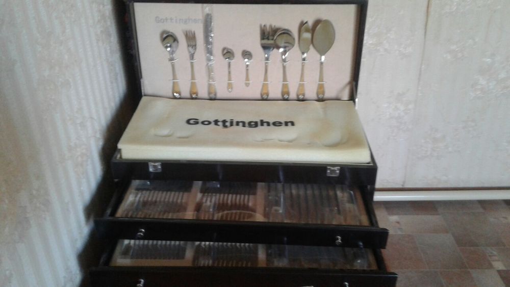 Столовый прибор большой