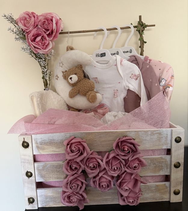 Персонализирана подаръчна кошница за бебе