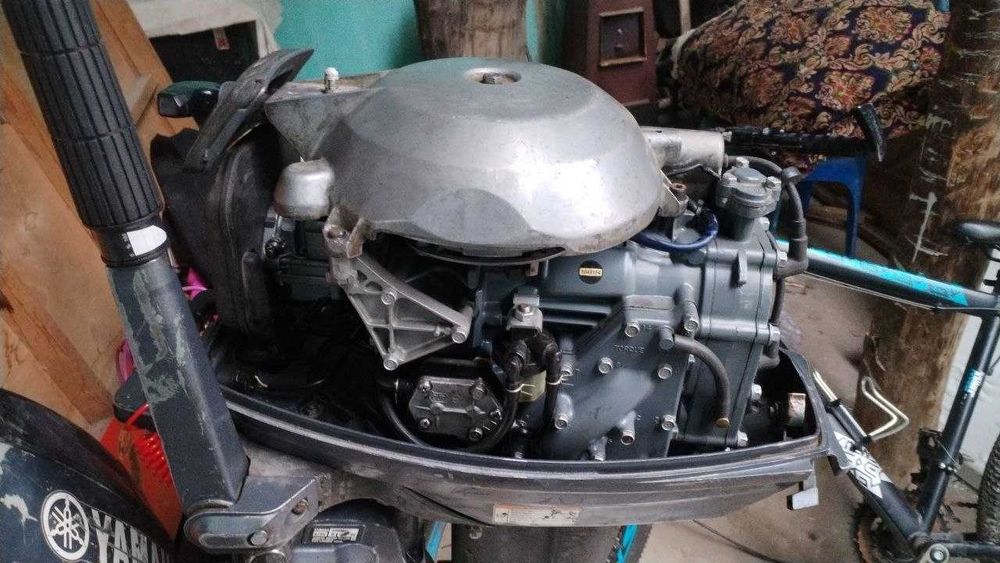 YAMAHA 25 тали матор сотилади