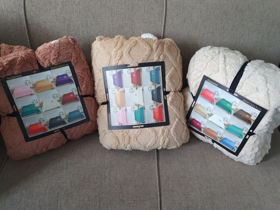 Patura groasa cu blanita Cocolino 200x230cm, 3kg, model tricotaj