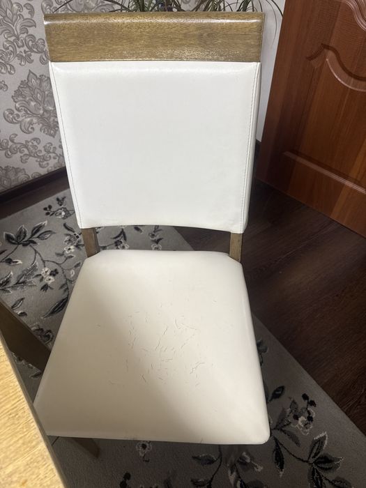 Продам стол со стульями