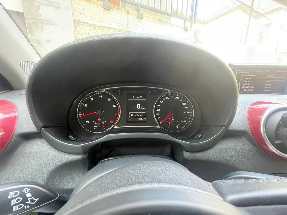 Audi A1 Hatchback 2011 | 1.2 TFSI 86 CP | Manuală 5+1 |