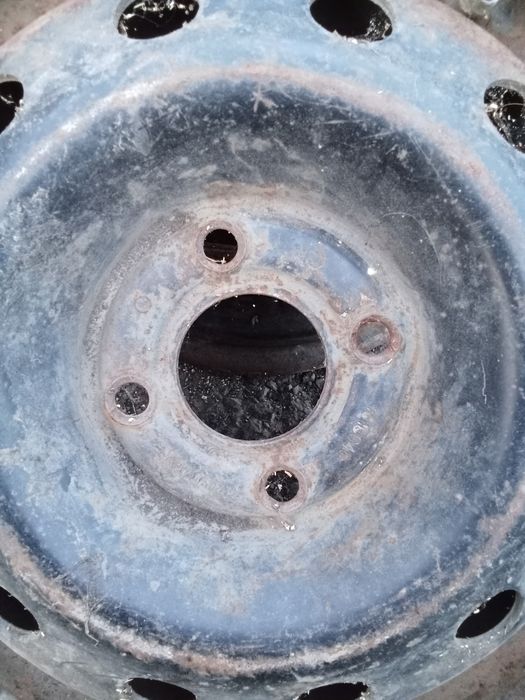 Продам диски на авто