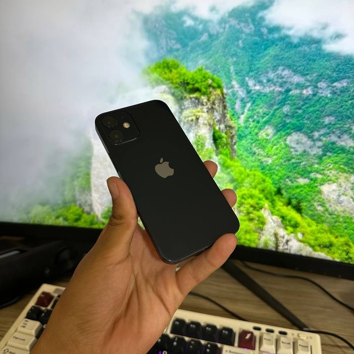 iPhone 12 Mini srochni sotiladi