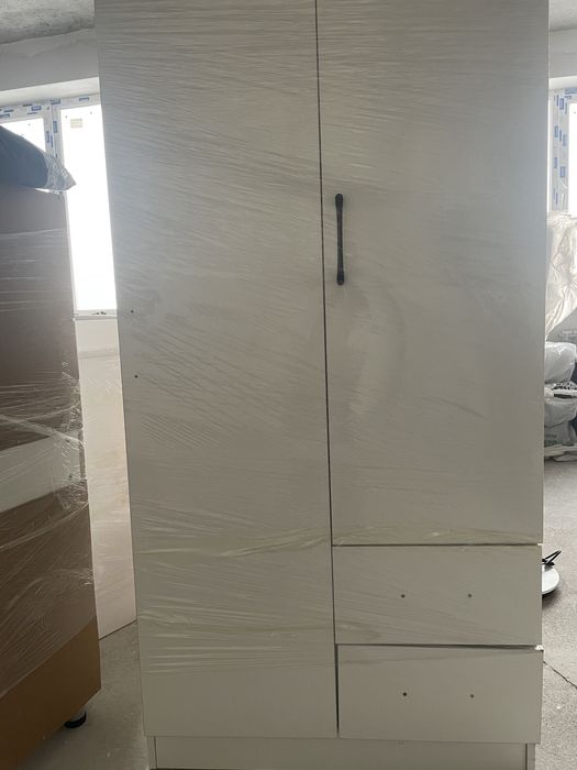 Шкаф плательный б/у , состояние хорошее