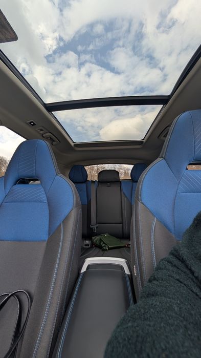 Lynk&Co 01  PHEV