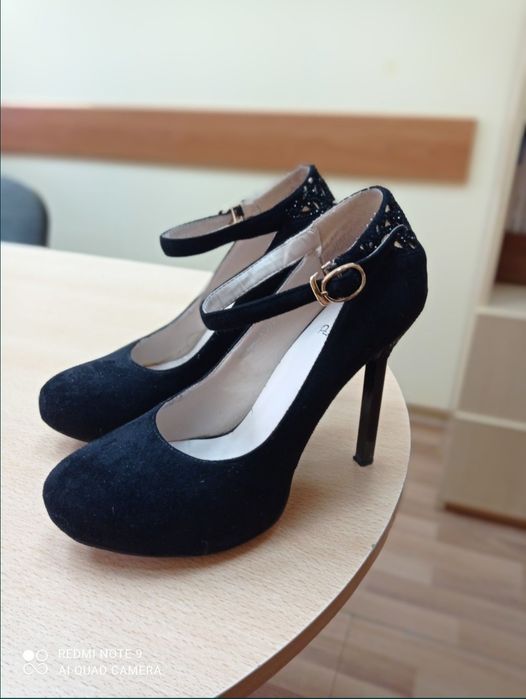 Женская обувь, туфли