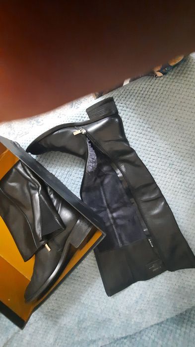 Продам сапоги Баскони 37 размер