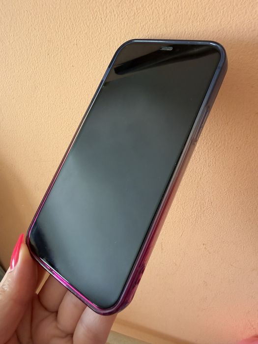 Iphone 12 128gb използван
