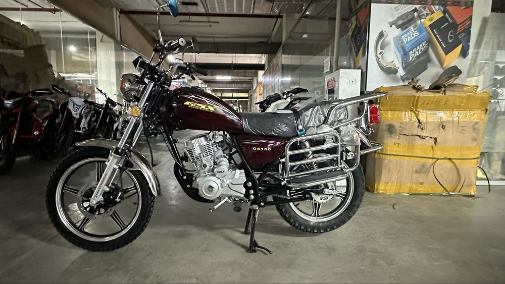 150куб мотоцикл GSX suzuki